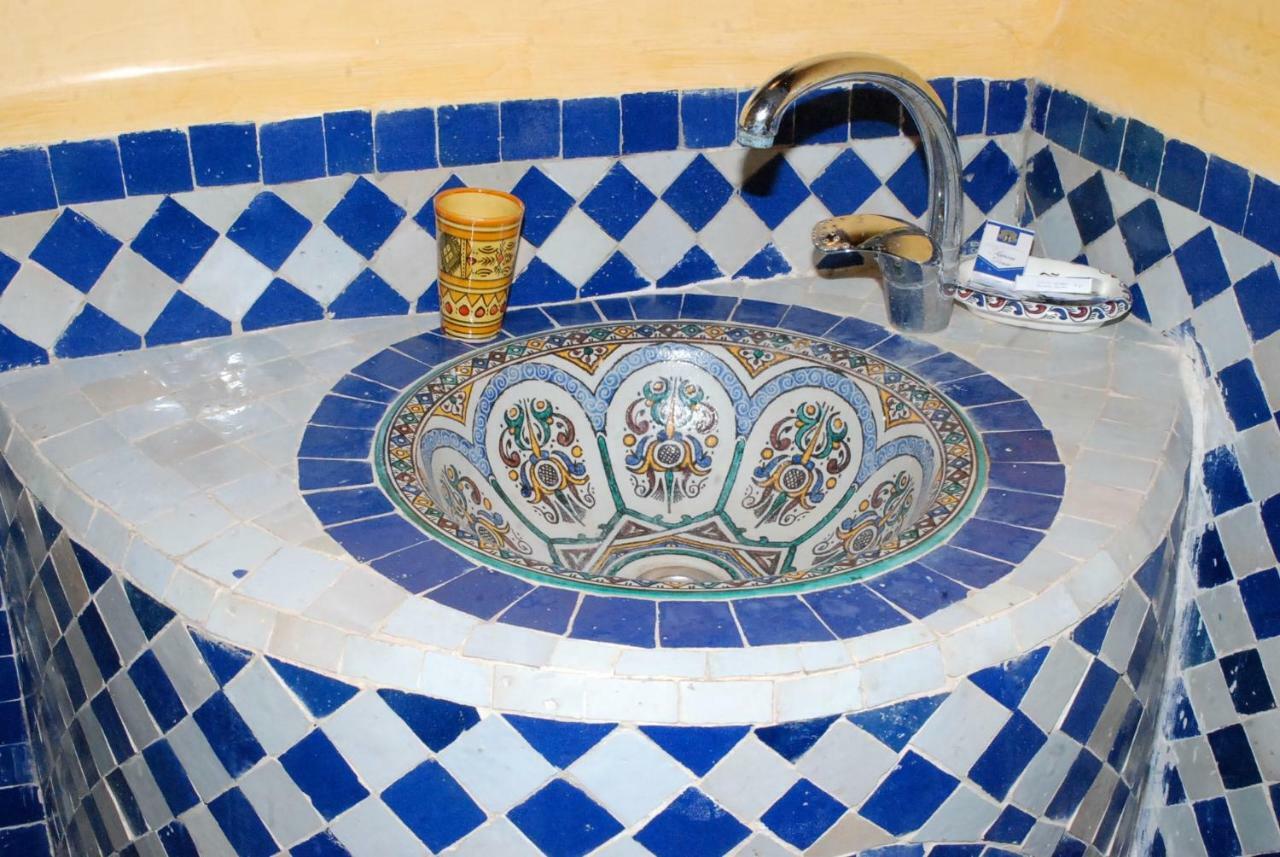 Riad Le Patio De Fès Exteriör bild